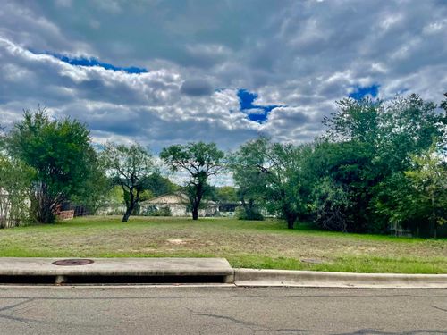 Lot 133 Broadmoor Street, Meadowlakes, TX, 78654 | Card Image