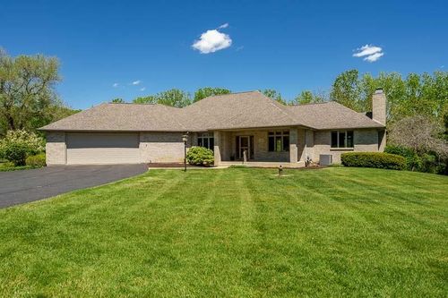 1463 Sunmeadow Ln, Rockford, IL, 61107-5438 | Card Image