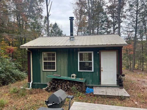 1195 Bigstone Rd, Sandy Hook, KY, 41171-7300 | Card Image