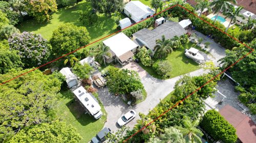 c-383 Pine Way Trl, West Palm Beach, FL, 33406-2600 | Card Image