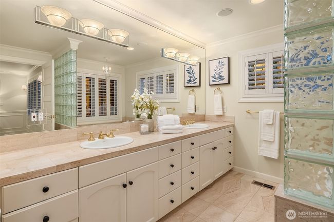 A spa like primary bathroom with perfect bones for customizing or making it your own. | Image 18