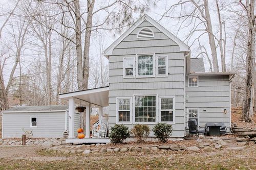 563 N Shore Rd, Spofford, NH, 03462-3910 | Card Image