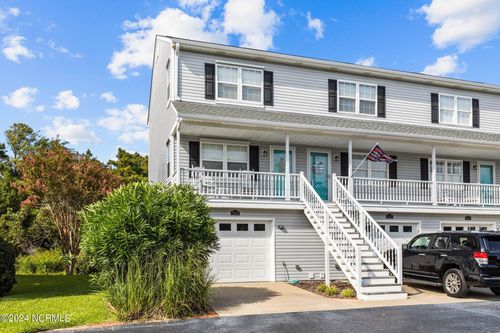 2225 Lennoxville Rd, Beaufort, NC, 28516-9013 | Card Image