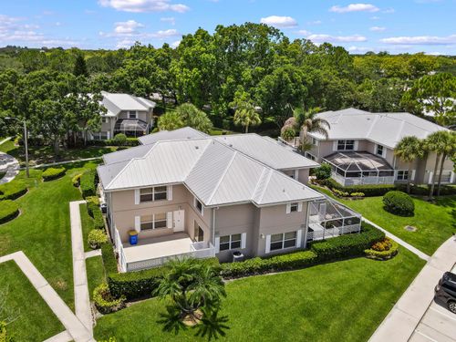 2927 Sw Lakemont Pl, Palm City, FL, 34990-8214 | Card Image
