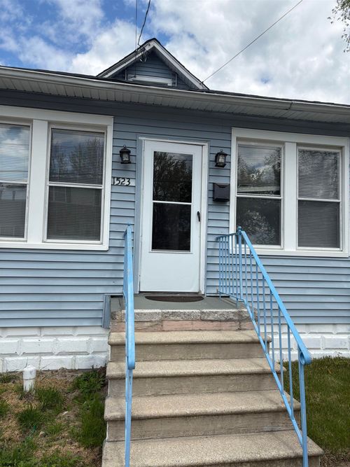 1523 N Arkansas Ave, Atlantic City, NJ, 08401-1601 | Card Image
