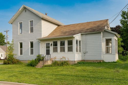 12 3rd St Se, Dodge Center, MN, 55927-9197 | Card Image