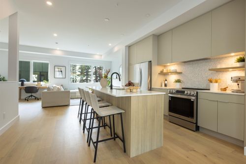 25-1050 Finch Dr, Squamish, BC, V8B0S9 | Card Image