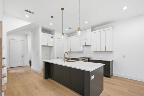 5631 E Side Ave, Dallas, TX, 75214-4818 | Card Image