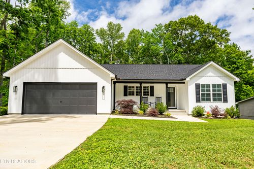 202 Skyline Ln, Powell, TN, 37849-7007 | Card Image