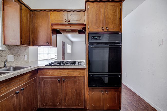 2020 Cliffside Dr, House other with 3 bedrooms, 2 bathrooms and null parking in Edgecliff Village TX | Image 12