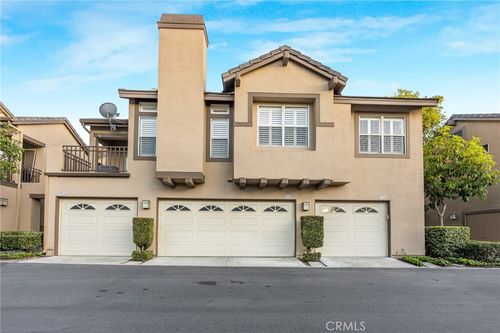 1136 S Country Glen Way, Anaheim, CA, 92808-2612 | Card Image