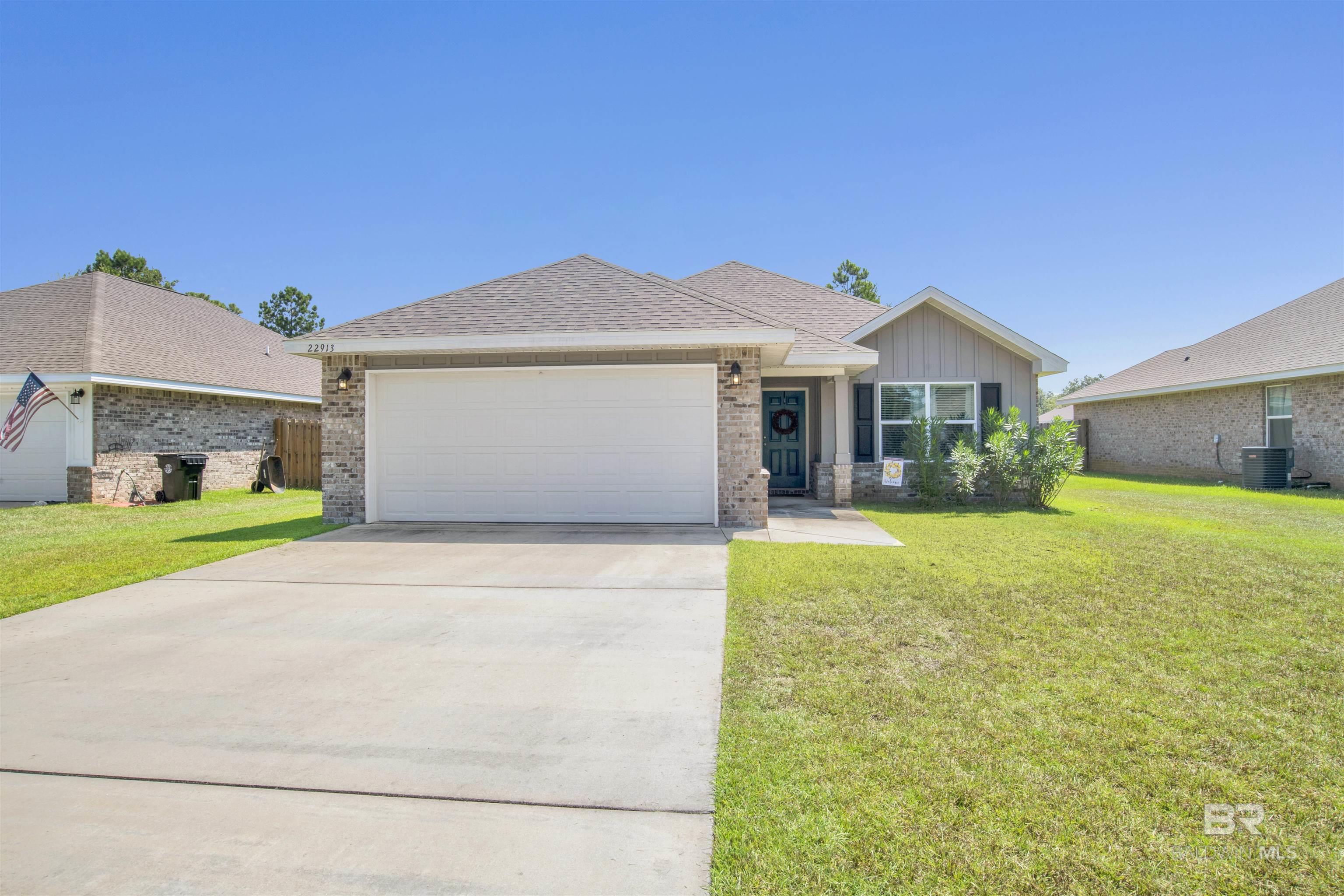 Lance Dr, Robertsdale, AL 36567 #1