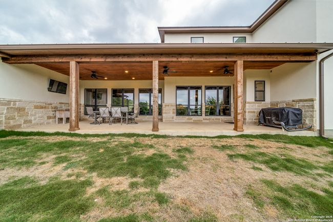 895 Private Road 1742, House other with 4 bedrooms, 5 bathrooms and null parking in Mico TX | Image 39