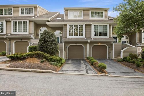 18 Cabot Dr, CHESTERBROOK, PA, 19087-5623 | Card Image