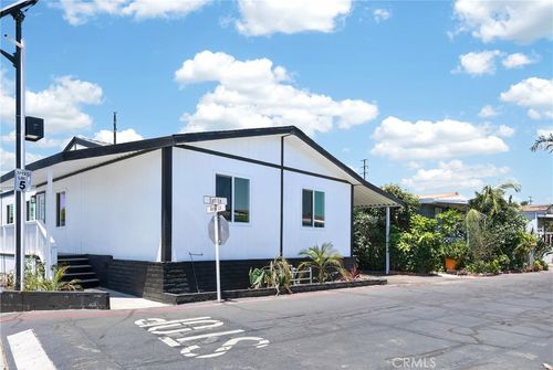 220-215 S Sullivan Street, Santa Ana, CA, 92704 | Card Image