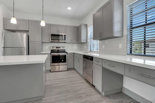 102-540 Ne 14th Ct, Fort Lauderdale, FL, 33304-1185 | Card Image