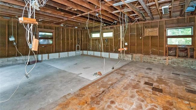 898 Browntown Rd, House other with 2 bedrooms, 1 bathrooms and null parking in Nazareth PA | Image 16