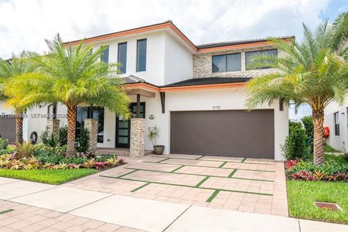 8981-8981 Nw 154th Ter, Miami Lakes, FL, 33018-1408 | Card Image