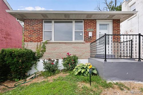 3674 Blow St, Saint Louis, MO, 63116-4002 | Card Image