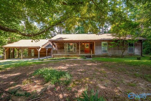 330 Bonnie Pl, Gadsden, AL, 35901-9657 | Card Image