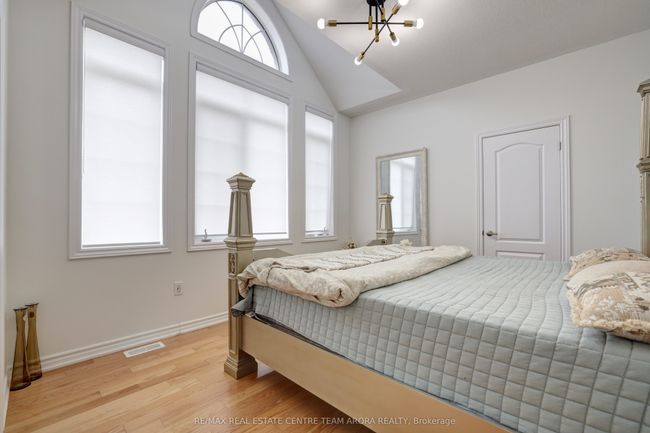 32 Mccormack Rd, House other with 4 bedrooms, 5 bathrooms and 4 parking in Caledon ON | Image 37