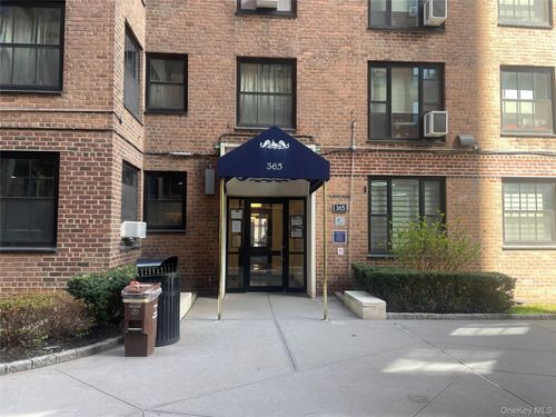 6e-365 Clinton Ave, Brooklyn, NY, 11238-1154 | Card Image