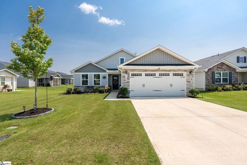 1064 Rev Robert Reid St, Woodruff, SC, 29388-7508 | Card Image