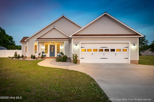 825 Ladle Dr, Greenville, NC, 27858 | Card Image