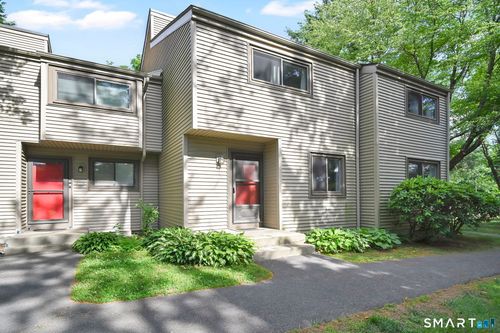 19 E Greenbriar Dr, Farmington, CT, 06032-1409 | Card Image