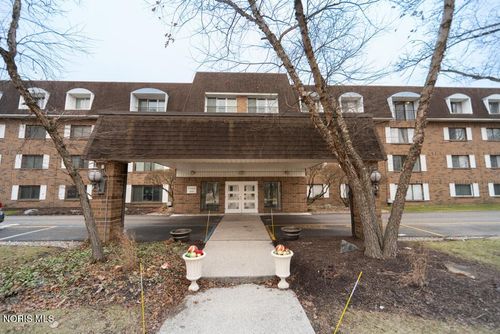 apt-2k-4343 W Bancroft St, Ottawa Hills, OH, 43615-3952 | Card Image