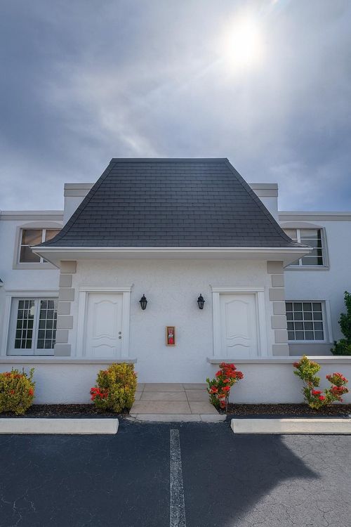 916 Ne 27th Ave, Hallandale Beach, FL, 33009-2982 | Card Image