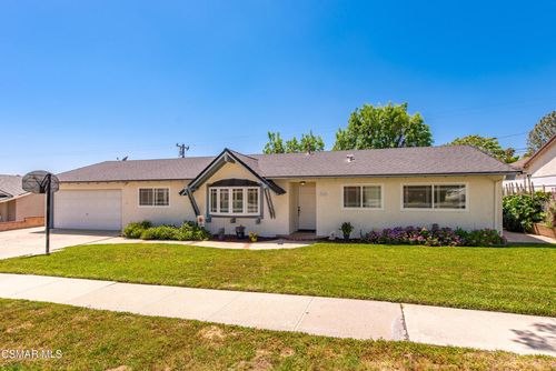 3143 Amarillo Ave, Simi Valley, CA, 93063-1705 | Card Image