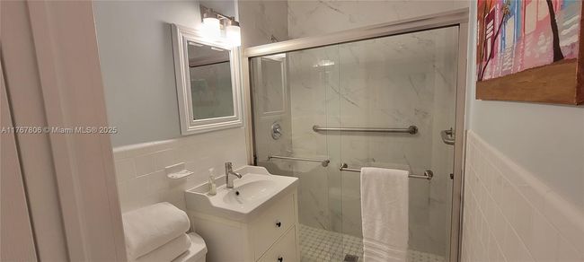 1 - 2231 Sw 17 Th Ter, House other with 5 bedrooms, 4 bathrooms and null parking in Miami FL | Image 33