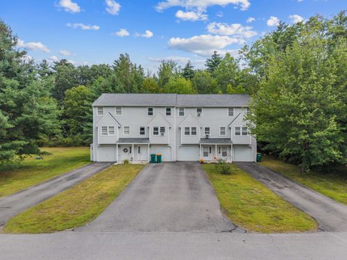 15 Valley Ln, Kingston, NH, 03848-3400 | Card Image