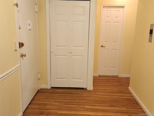 apt-a1-900 Midland Ave, Yonkers, NY, 10704-1049 | Card Image