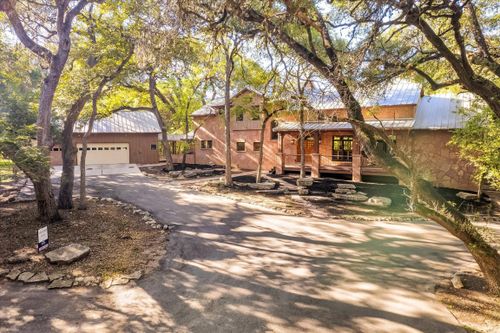 400 E Blanco Bend Dr, Wimberley, TX, 78676-5601 | Card Image