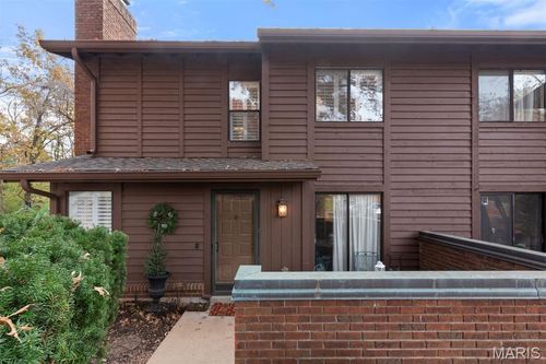 apt-2-1940 Meadowtree Ln, Kirkwood, MO, 63122-2266 | Card Image