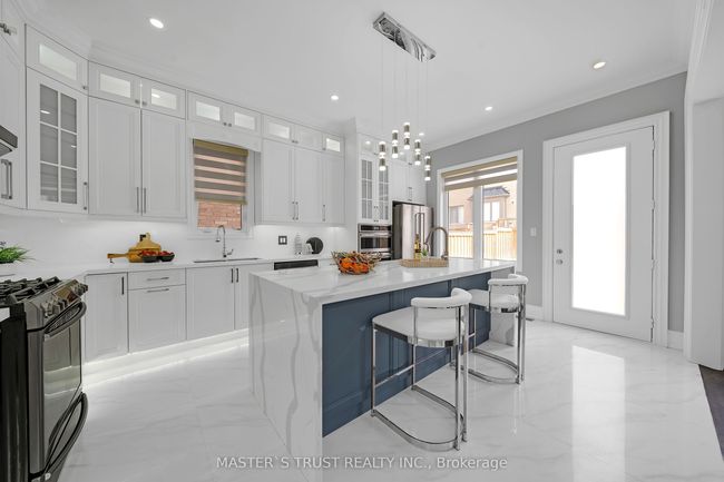 25 Cannes Ave, House other with 5 bedrooms, 6 bathrooms and 4 parking in Woodbridge ON | Image 15