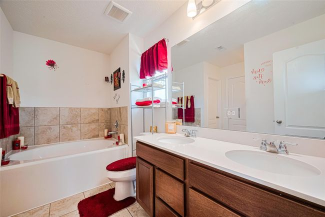 23335 Greenway Creek Ln, House other with 4 bedrooms, 3 bathrooms and 2 parking in Spring TX | Image 40