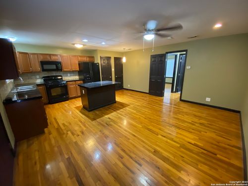 apt-207-211 Natalen Ave, San Antonio, TX, 78209-6764 | Card Image