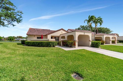 5531 Parkwalk Cir E, Boynton Beach, FL, 33472-2313 | Card Image