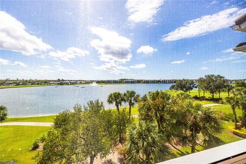 apt-341-8086 Queen Palm Ln, FORT MYERS, FL, 33966-6445 | Card Image