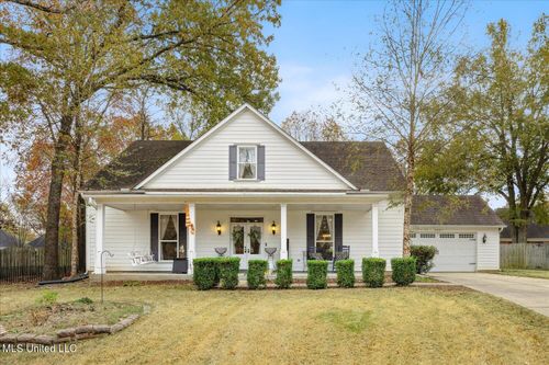 4041 Los Padres Dr, Nesbit, MS, 38651-9080 | Card Image