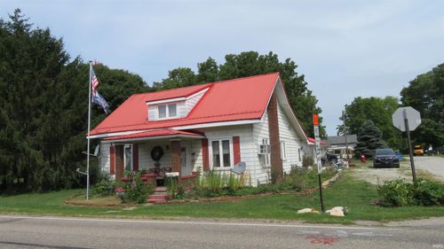 1371 E Roush St, Young America, IN, 46998-3100 | Card Image