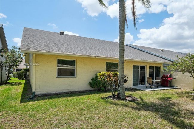 5260 Tiffany Anne Cir, House other with 2 bedrooms, 2 bathrooms and null parking in West Palm Beach FL | Image 23