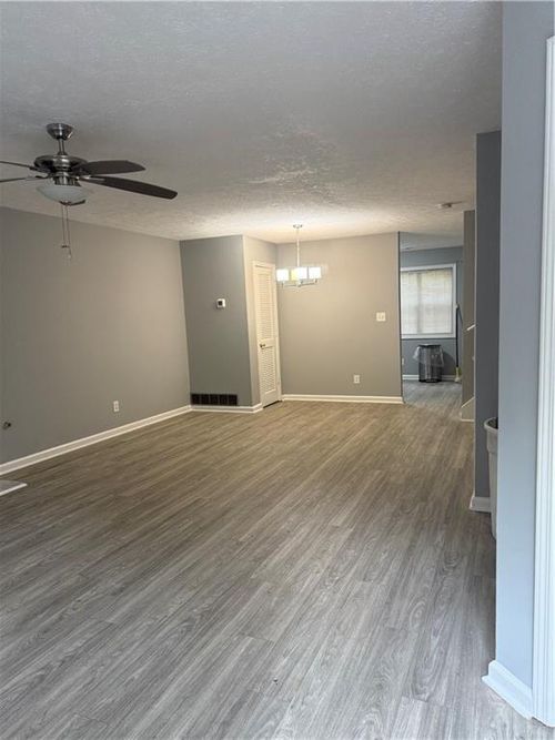 6341 Wedgeview Dr, Tucker, GA, 30084-8768 | Card Image