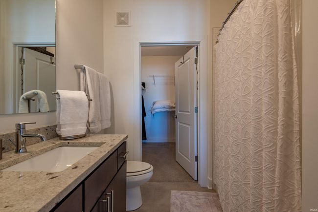 APT-305 - 304 W Kirkwood Ave, Condo with 2 bedrooms, 2 bathrooms and null parking in Bloomington IN | Image 14