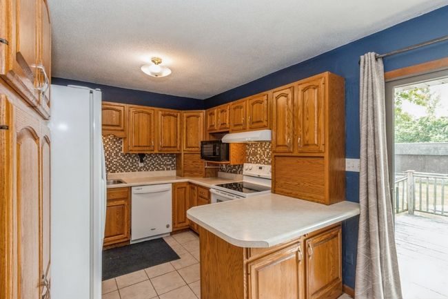 5817 Underwood Ave Sw, House other with 4 bedrooms, 2 bathrooms and null parking in Cedar Rapids IA | Image 8