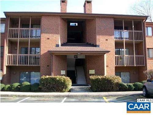7-141 Green Turtle Ln, CHARLOTTESVILLE, VA, 22901-2373 | Card Image