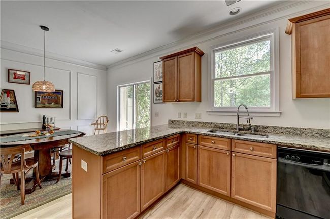 1213 Harris Commons Pl, Townhouse with 2 bedrooms, 3 bathrooms and 2 parking in Roswell GA | Image 17